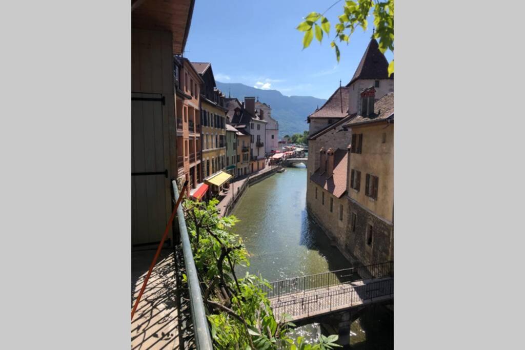 Le Rousseau Apartment Annecy Exterior photo