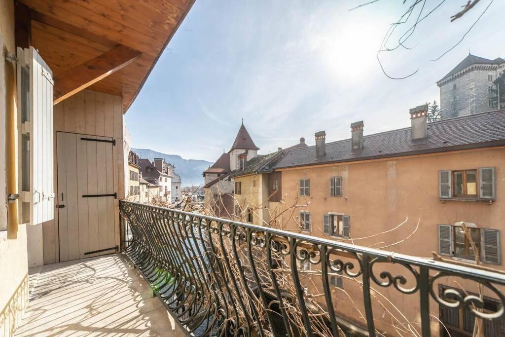Le Rousseau Apartment Annecy Exterior photo